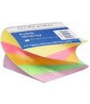 Kolorowy kubik skrętny Karteczki na notatki klejone StarPak. - sklep z artykułami biurowymi